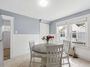 22 Lauf St, Worcester MA 01602