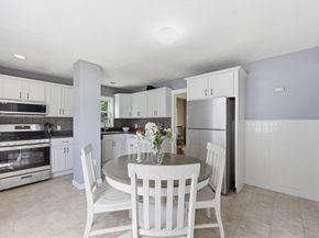 22 Lauf St, Worcester MA 01602