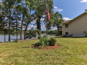 49 Edgewater Way, Wareham MA 02571