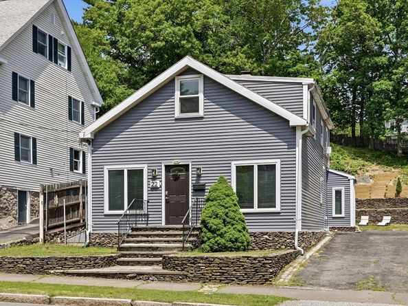 22 Cedar St, Wellesley MA 02482
