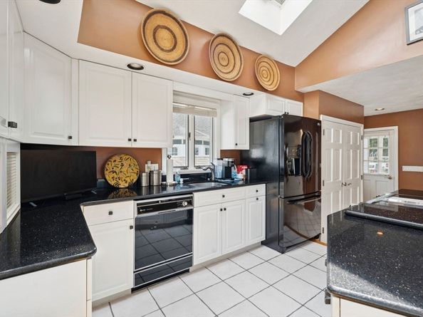 42 Woodland Rd, Wakefield MA 01880