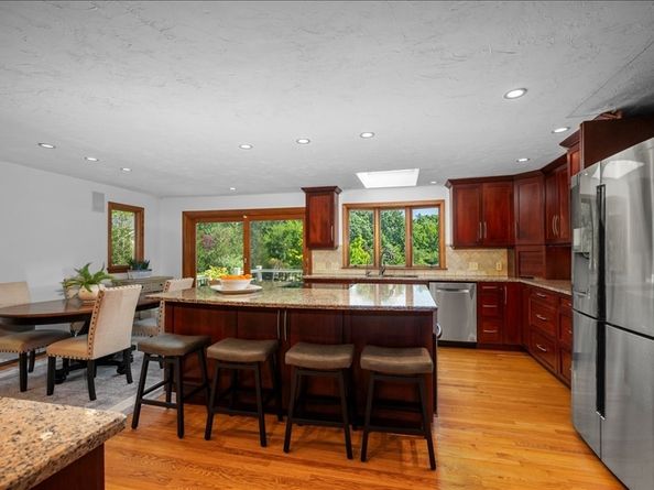 2 Fawcett Orchard Rd, Northborough MA 01532