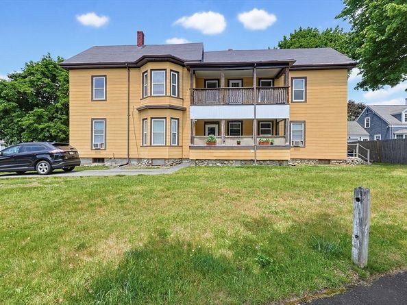 9 Elm St, Melrose MA 02176