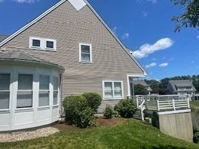 32 Bay Pointe Drive 32, Wareham MA 02571