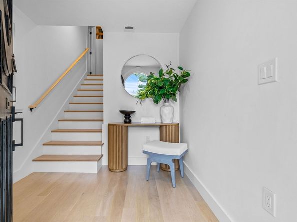 6 Wiswall Cir 6, Wellesley MA 02482