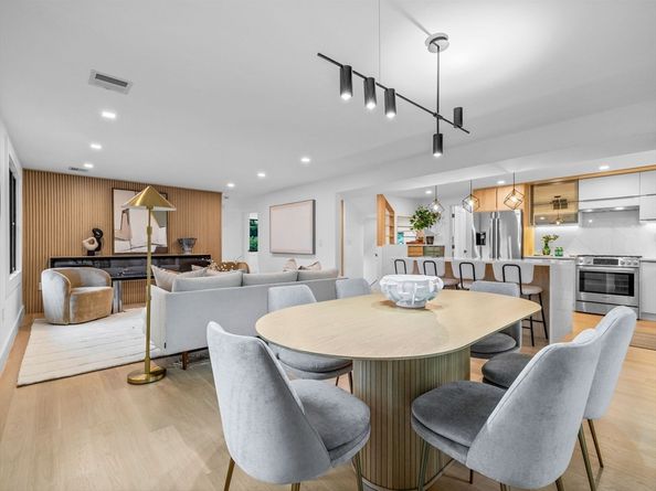 6 Wiswall Cir 6, Wellesley MA 02482