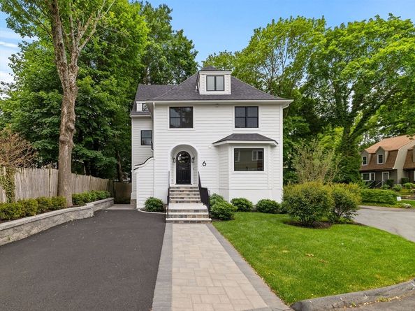 6 Wiswall Cir 6, Wellesley MA 02482