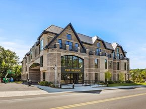 1114 Beacon St. 207, Newton MA 02461