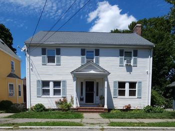 96 Brook Rd