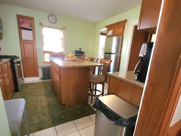 96 Brook Rd, Milton MA 02186