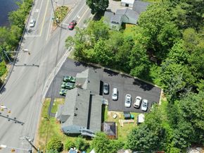 130 High St, Upton MA 01568