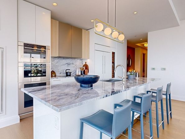 240 Devonshire Street 4206, Boston MA 02110
