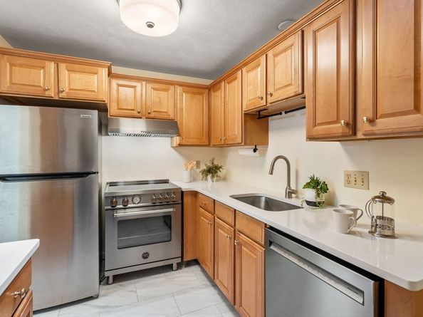 55 Staffordshire Lane C, Concord MA 01742