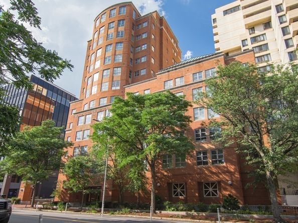 931 Massachusetts Avenue 902, Cambridge MA 02139