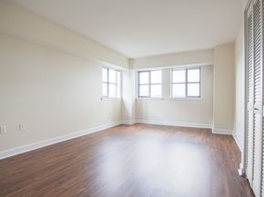 931 Massachusetts Avenue 902, Cambridge MA 02139