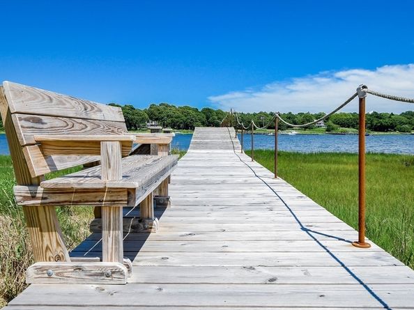 160 Allens Point Rd, Marion MA 02738