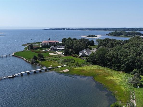 160 Allens Point Rd, Marion MA 02738