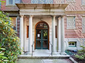 52 Garden Street