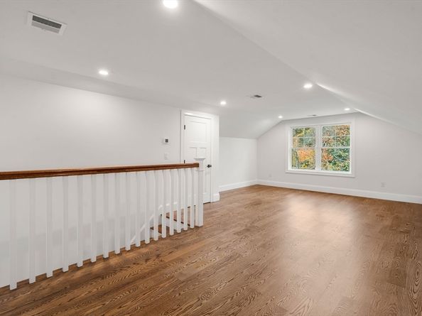 201 Lowell Road, Wellesley MA 02481