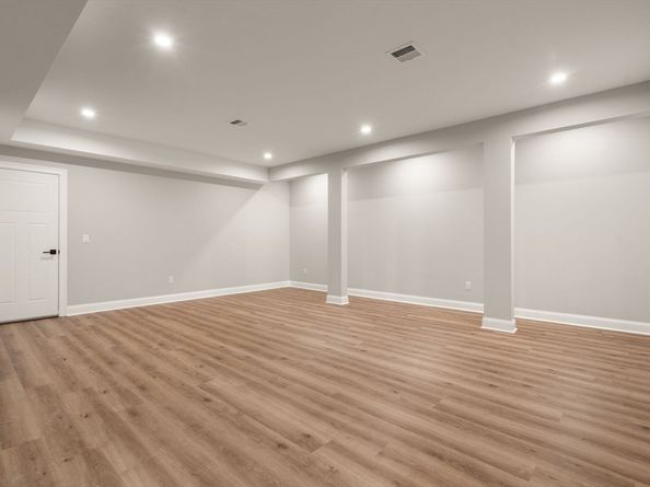 201 Lowell Road, Wellesley MA 02481