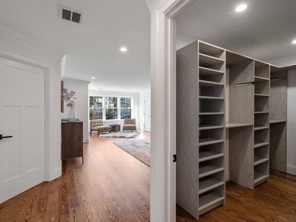 201 Lowell Road, Wellesley MA 02481