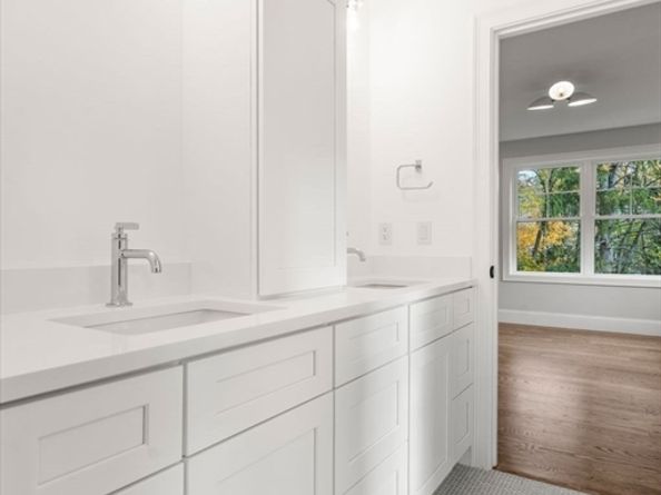 201 Lowell Road, Wellesley MA 02481