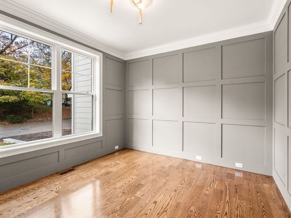 201 Lowell Road, Wellesley MA 02481