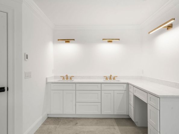 201 Lowell Road, Wellesley MA 02481