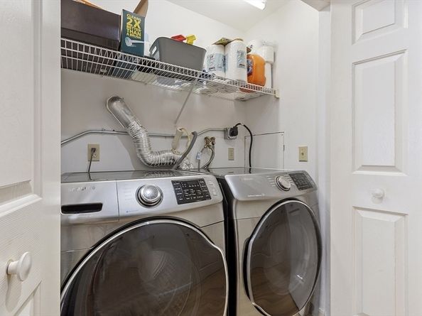 5 Maple Ridge Dr 5, Burlington MA 01803