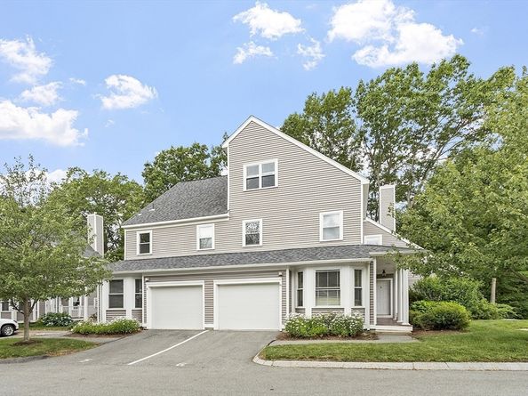 5 Maple Ridge Dr 5, Burlington MA 01803