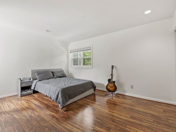 5 Maple Ridge Dr 5, Burlington MA 01803