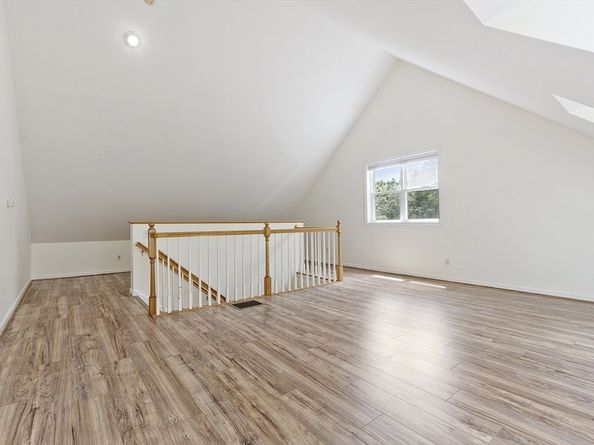 5 Maple Ridge Dr 5, Burlington MA 01803