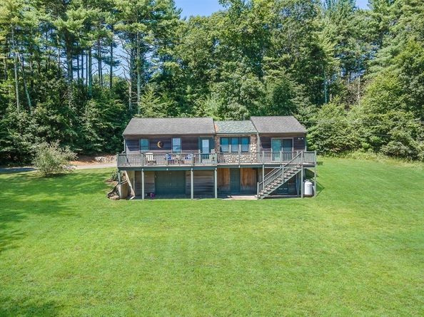 1-3 Doctor Hickey Ln, Rochester MA 02770