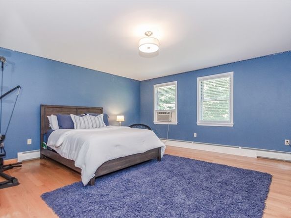 1-3 Doctor Hickey Ln, Rochester MA 02770
