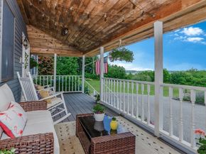 1-3 Doctor Hickey Ln, Rochester MA 02770