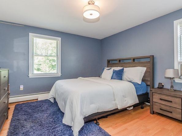 1-3 Doctor Hickey Ln, Rochester MA 02770