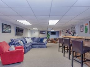 1-3 Doctor Hickey Ln, Rochester MA 02770