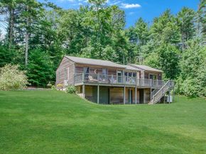 1-3 Doctor Hickey Ln, Rochester MA 02770
