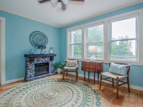 1-3 Doctor Hickey Ln, Rochester MA 02770