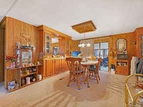 29 Pipers Way, Carver MA 02330