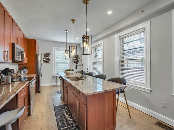 32 Williams 1, Boston MA 02119