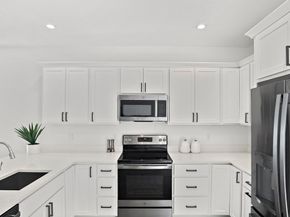 25 Salisbury Hill Blvd. 56, Worcester MA 01609