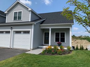 25 Salisbury Hill Blvd. 56, Worcester MA 01609