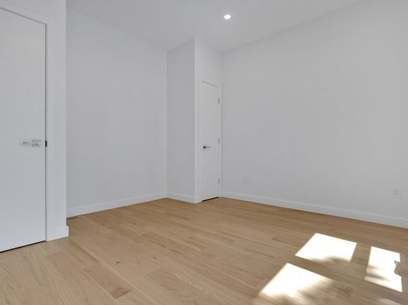 57 Williams St, Arlington MA 02476