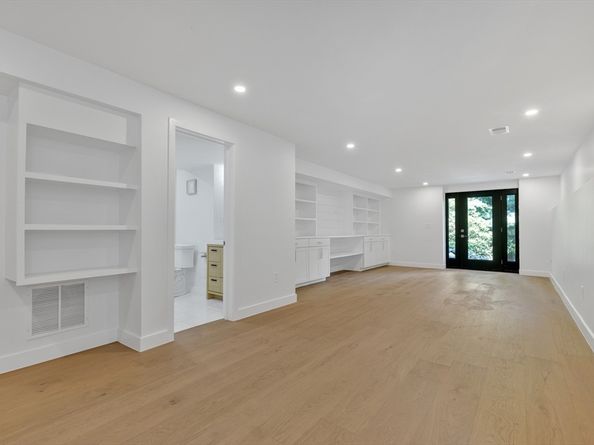 57 Williams St, Arlington MA 02476