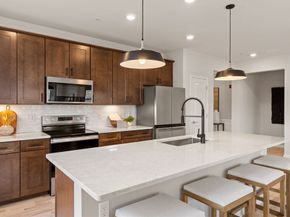 6 Stratton Drive 3307, Woburn MA 01801