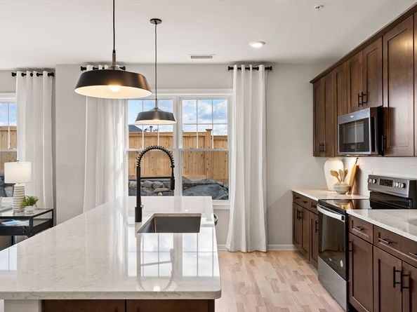 6 Stratton Drive 3307, Woburn MA 01801