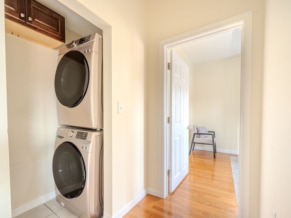 114 Central St 1, Waltham MA 02453
