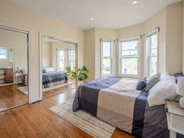 114 Central St 1, Waltham MA 02453