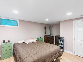 17 Buchanan Ln, Weymouth MA 02190
